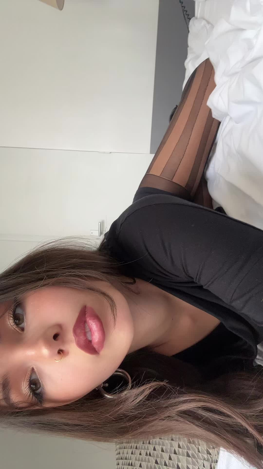 @ju