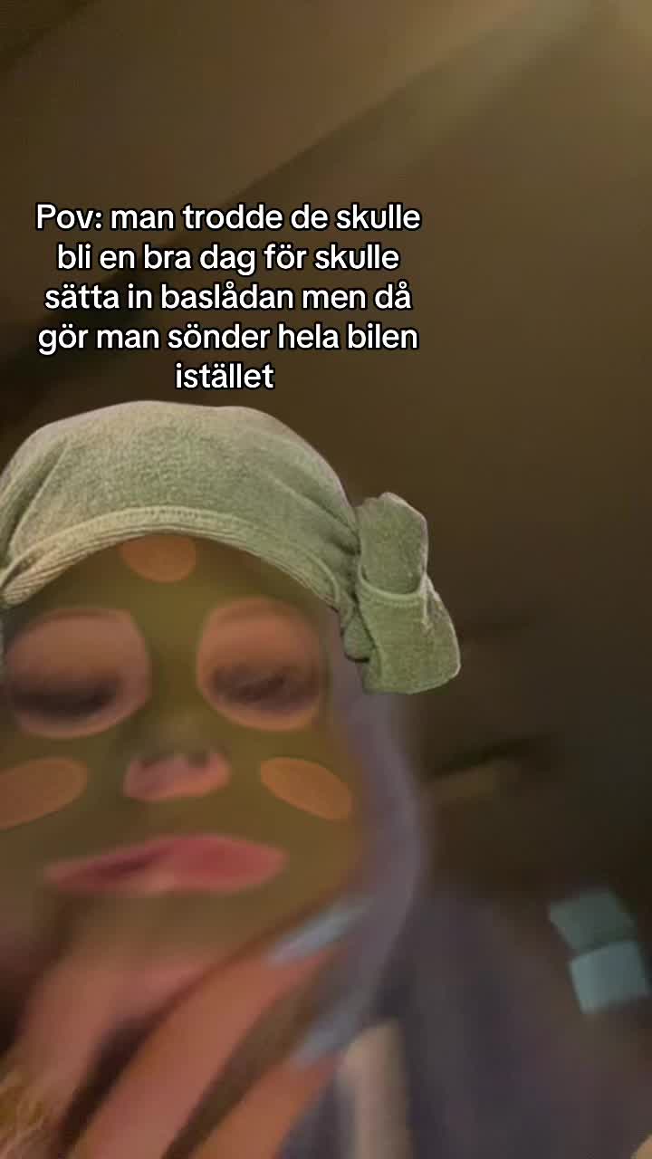 @𝕃𝕚𝕤𝕖𝕟