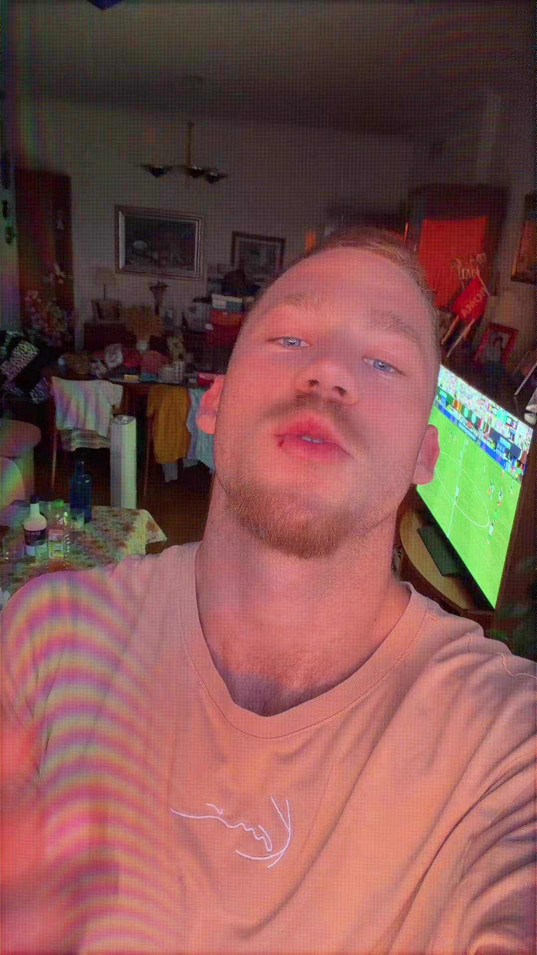 @AleeeX