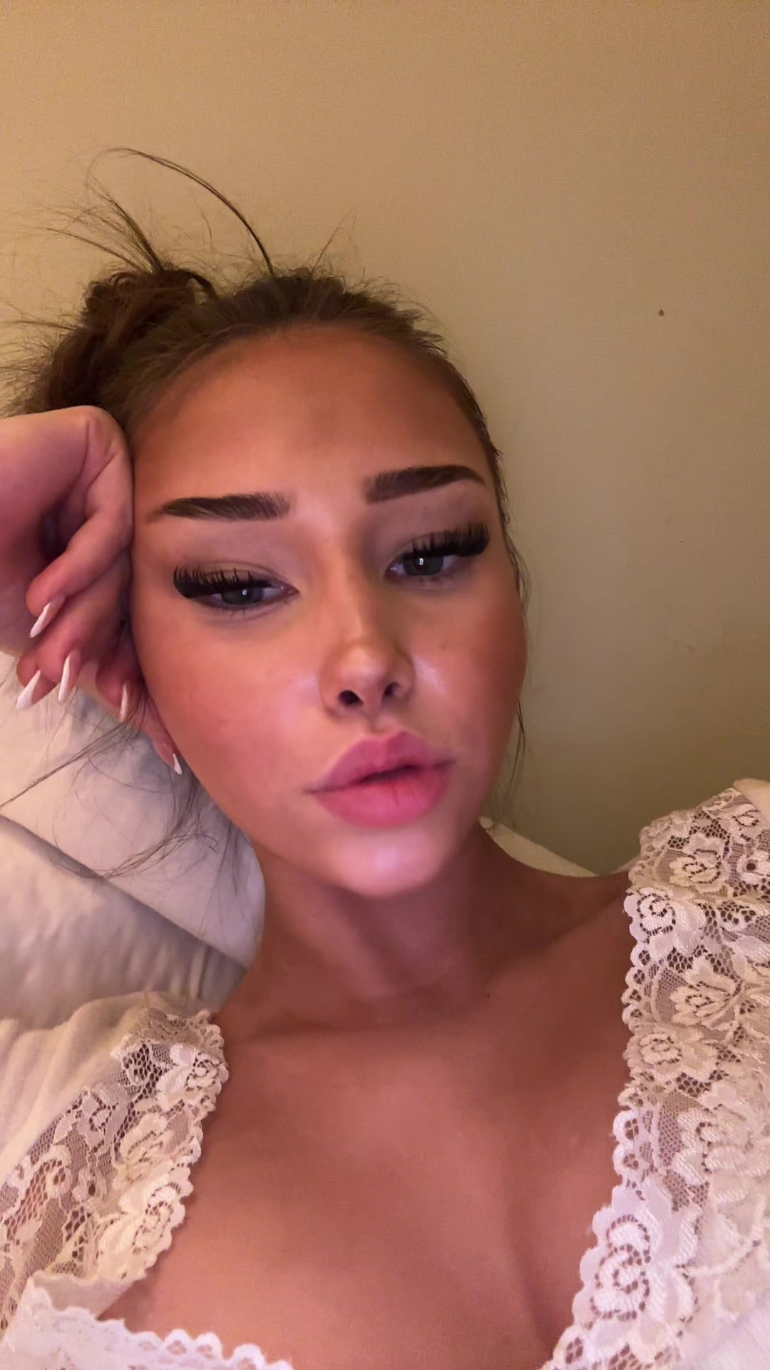 @w