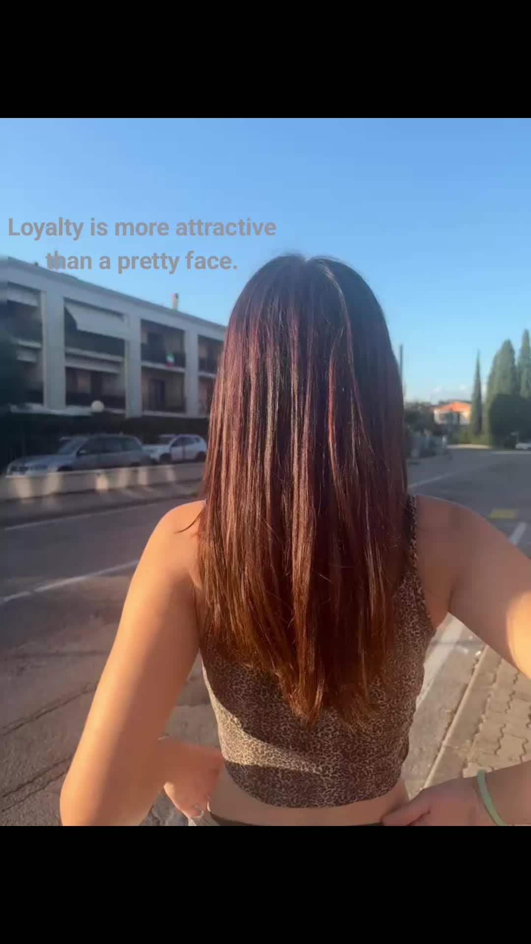 @𝑭