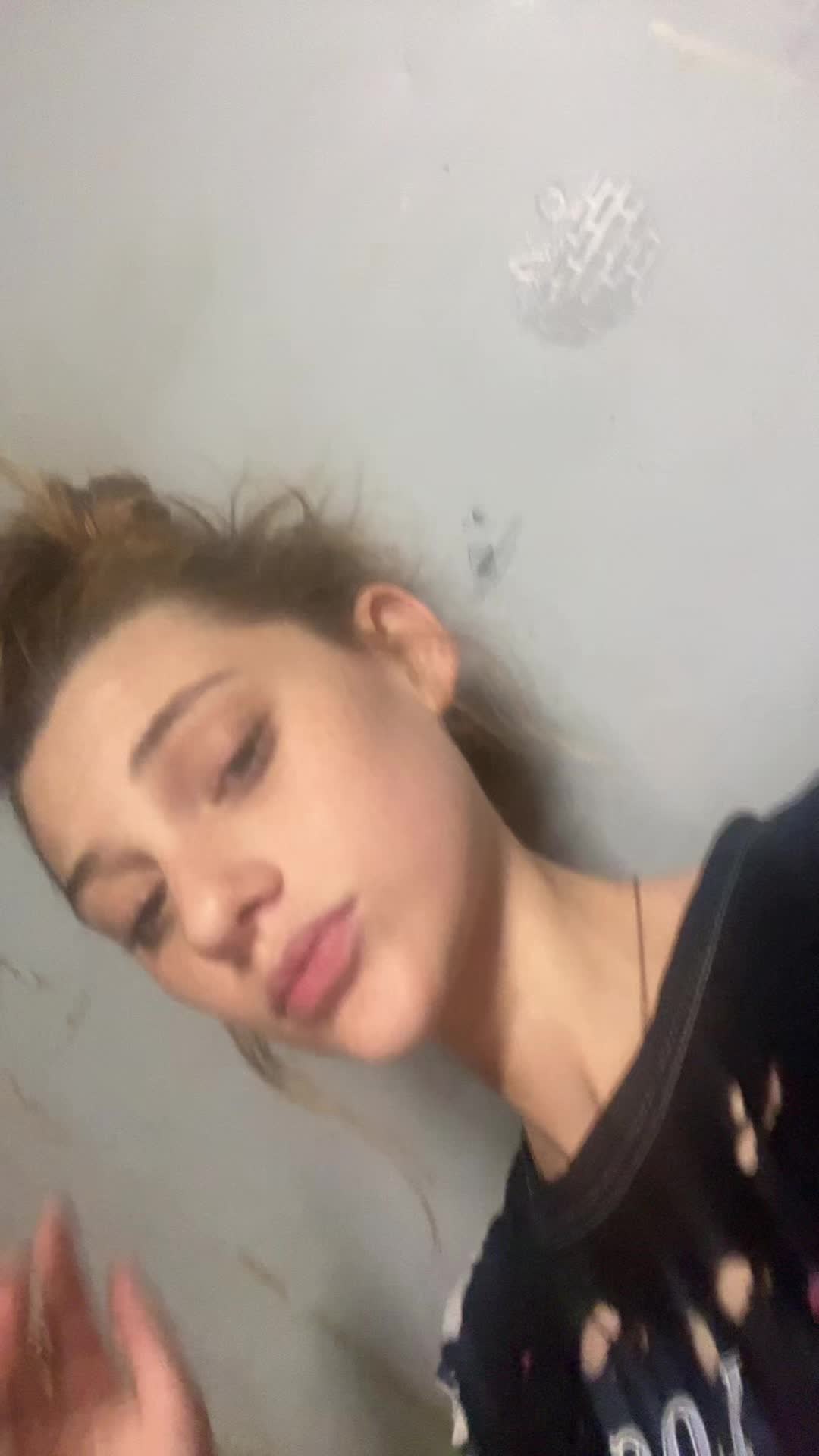 @Sierra_Henson
