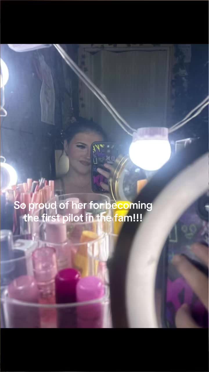 @✨