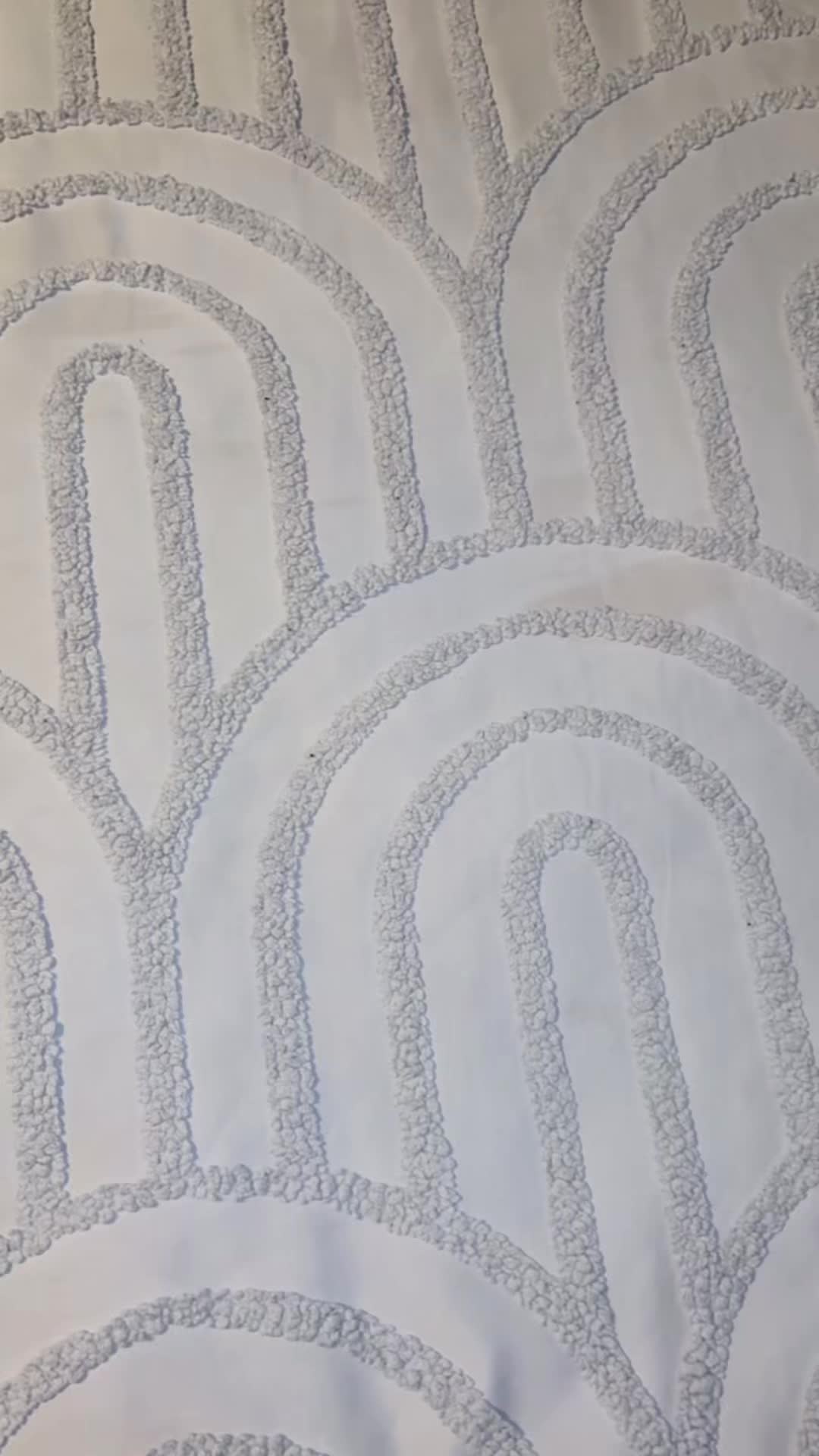 @elle_symmonds