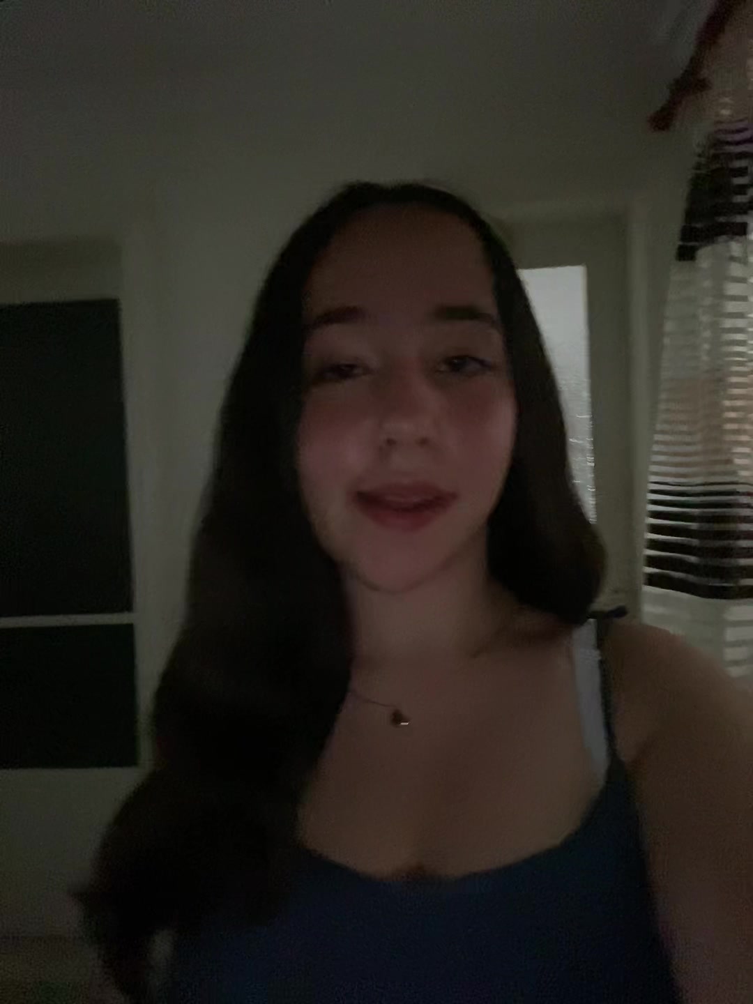 @👩🏻🦱