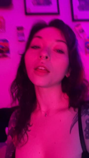 @Harlyn Rose 🥀