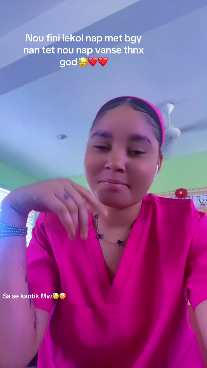 @Chica loca ๐ค๐ค๐ญ๐น