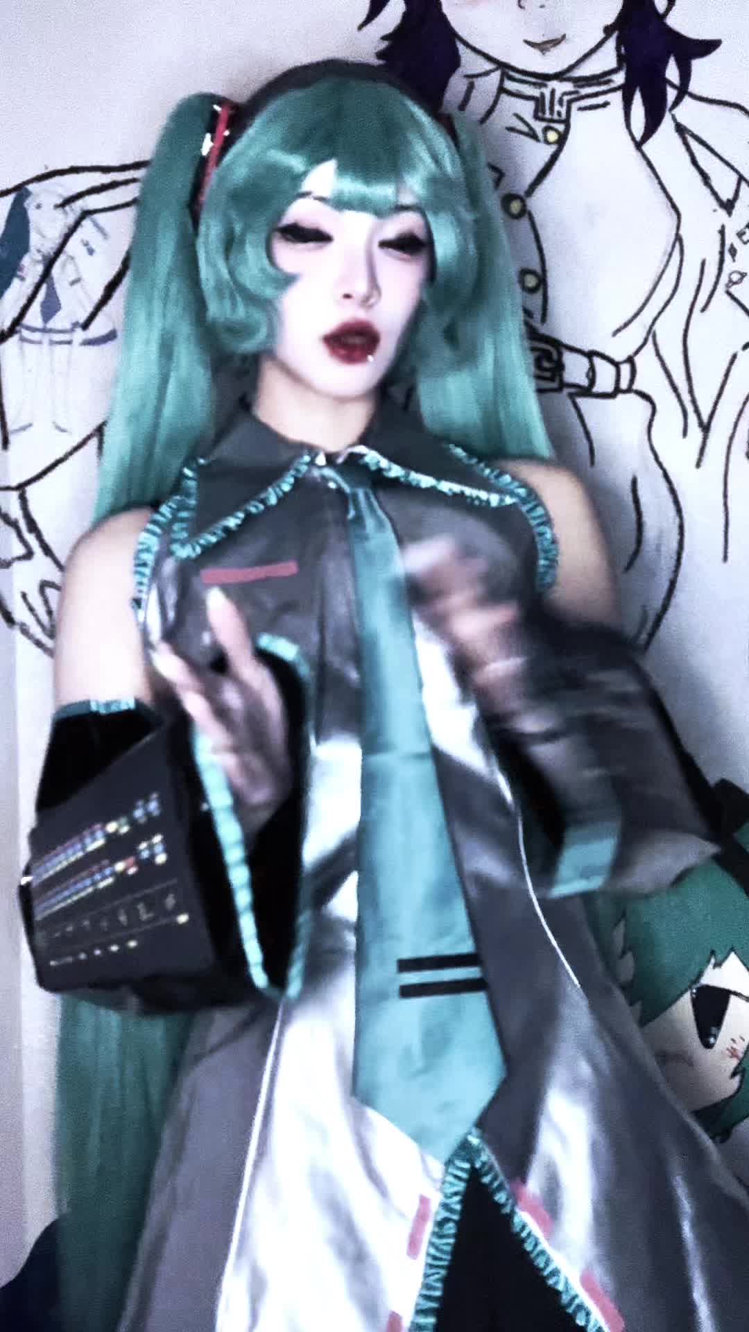 @ˢᵃᵛᵃⁿⁿᵃ ･゜(&acute;＾｀)゜･