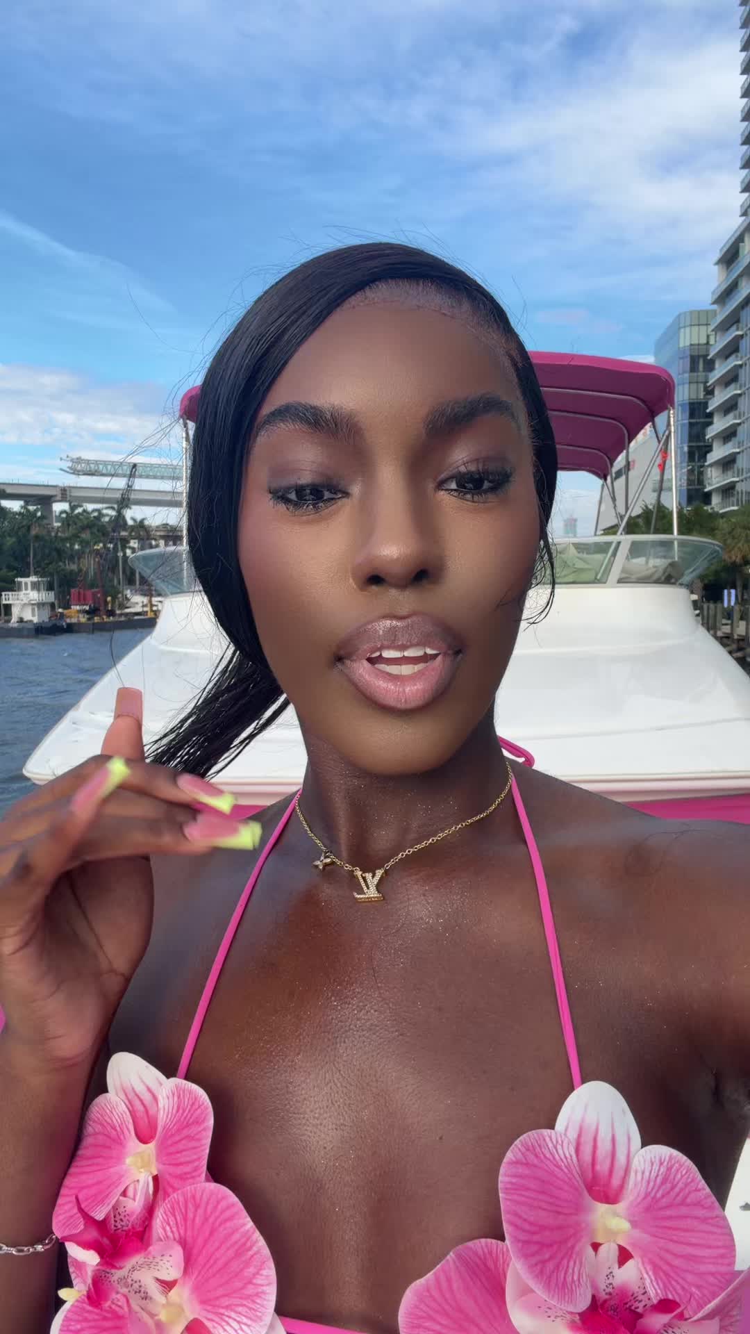 @Shariii