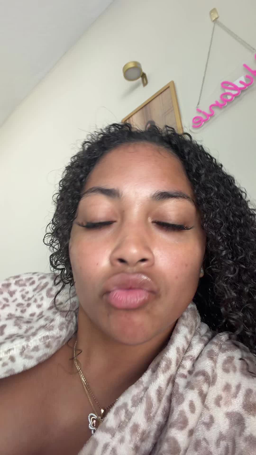 @luvyulanie