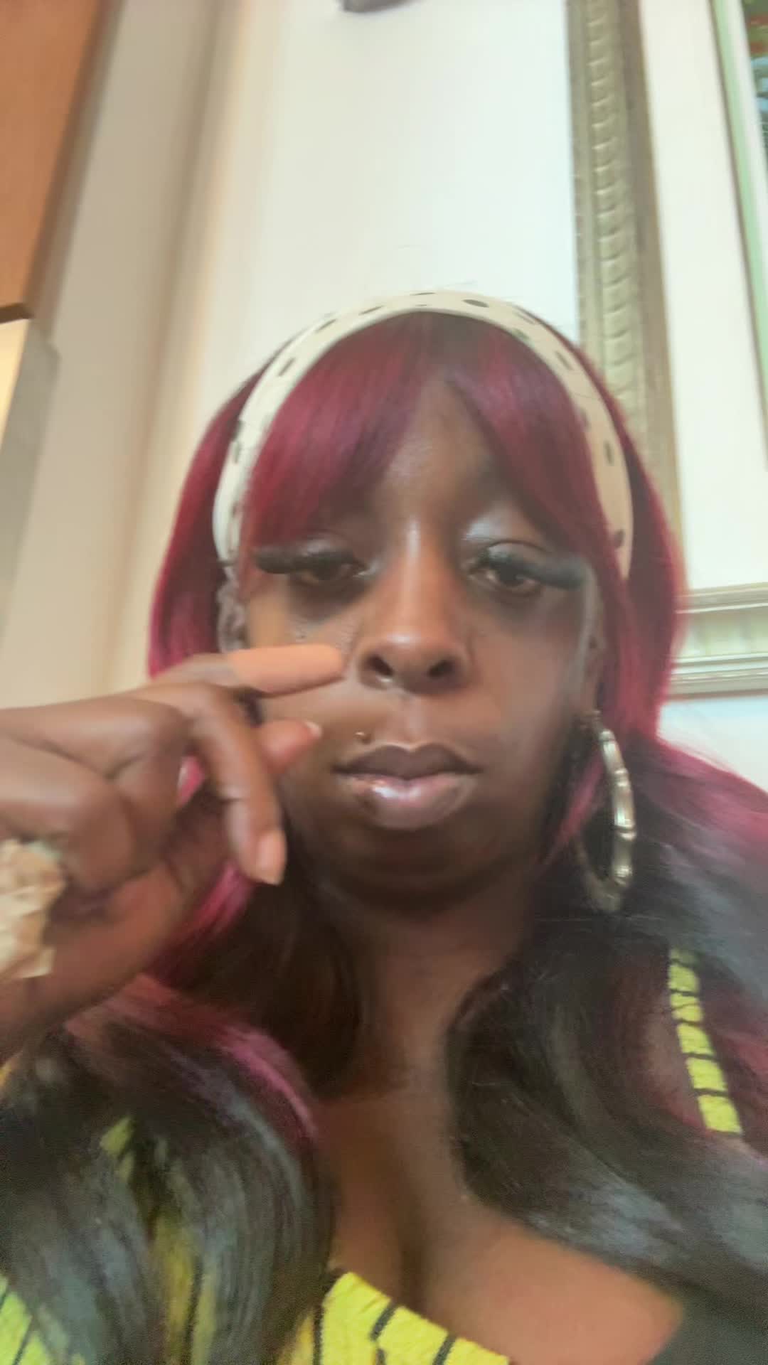 @Queen👑Bossy👑