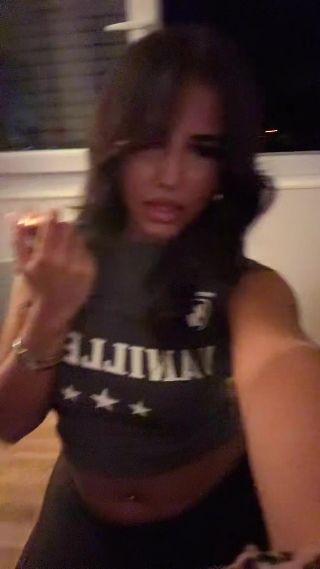 @🖕🏼🌍