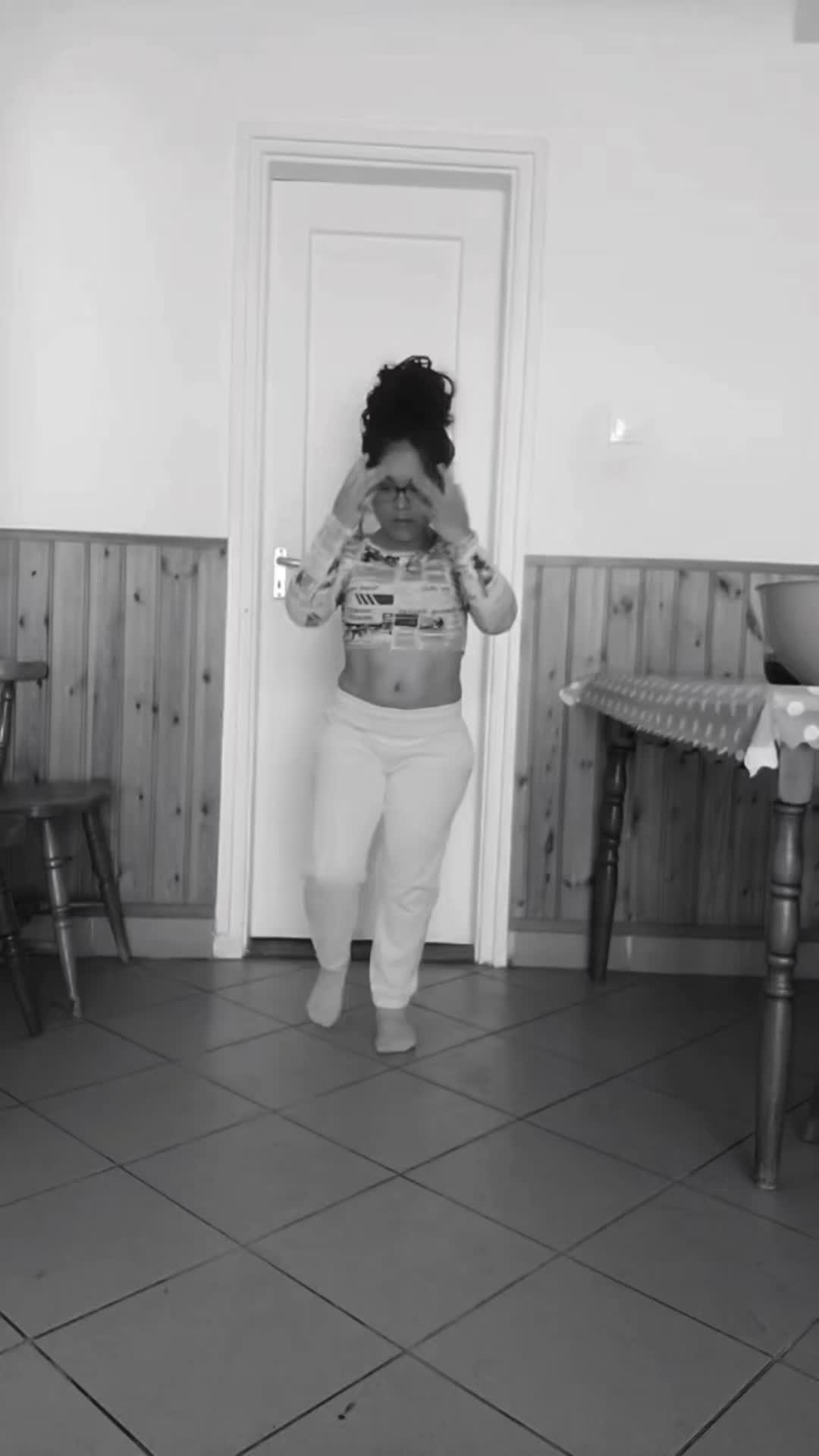@🥃❤️Evelin t&ouml;rpilla❤️🥃