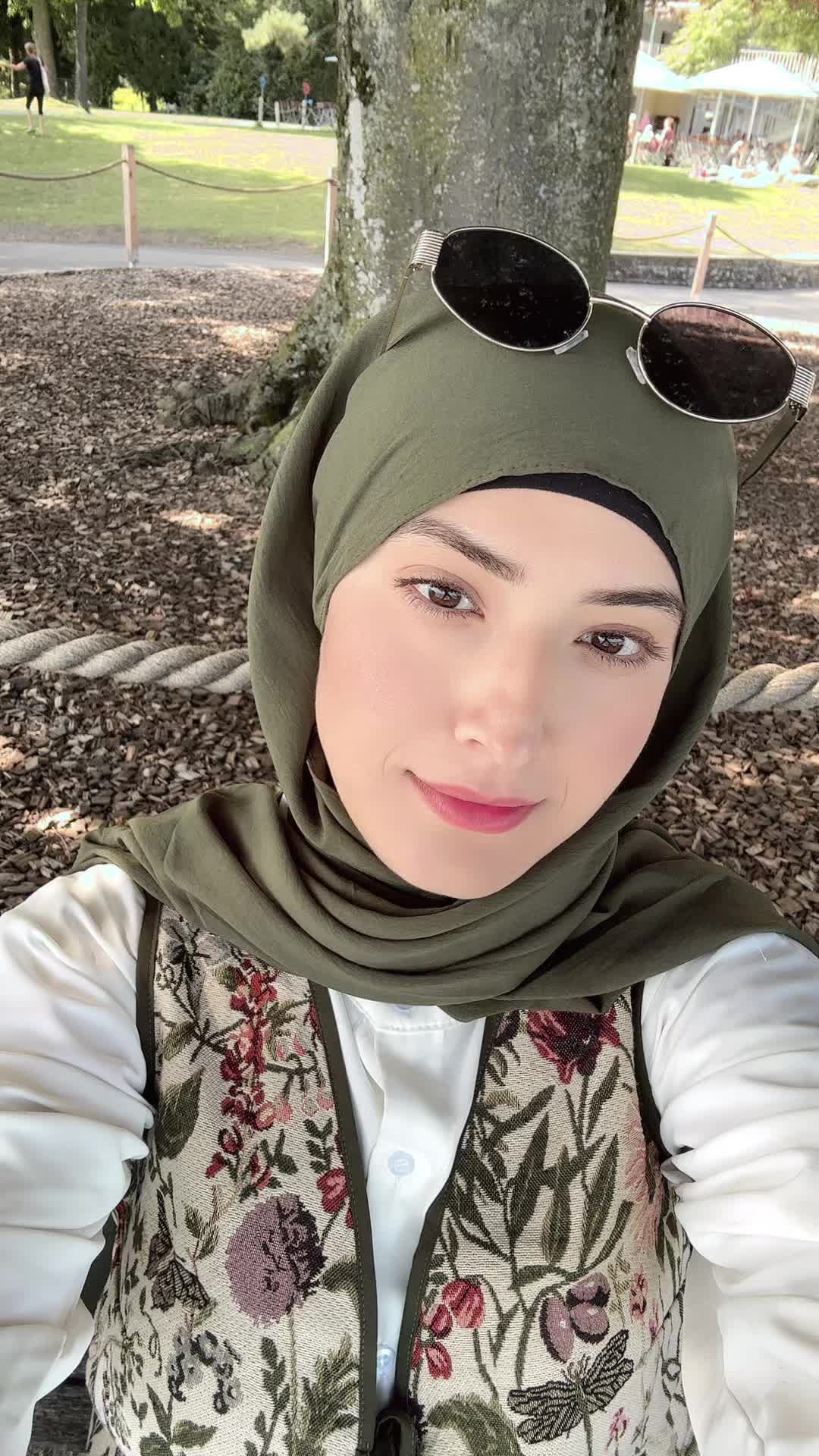 @0_nora_02