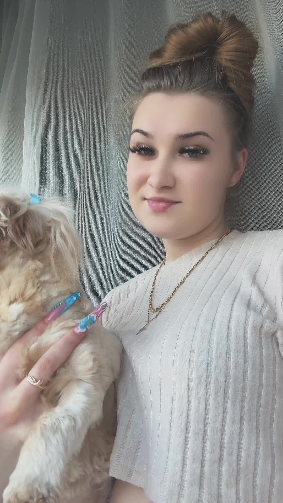 @liviakrjcz&aacute;r30