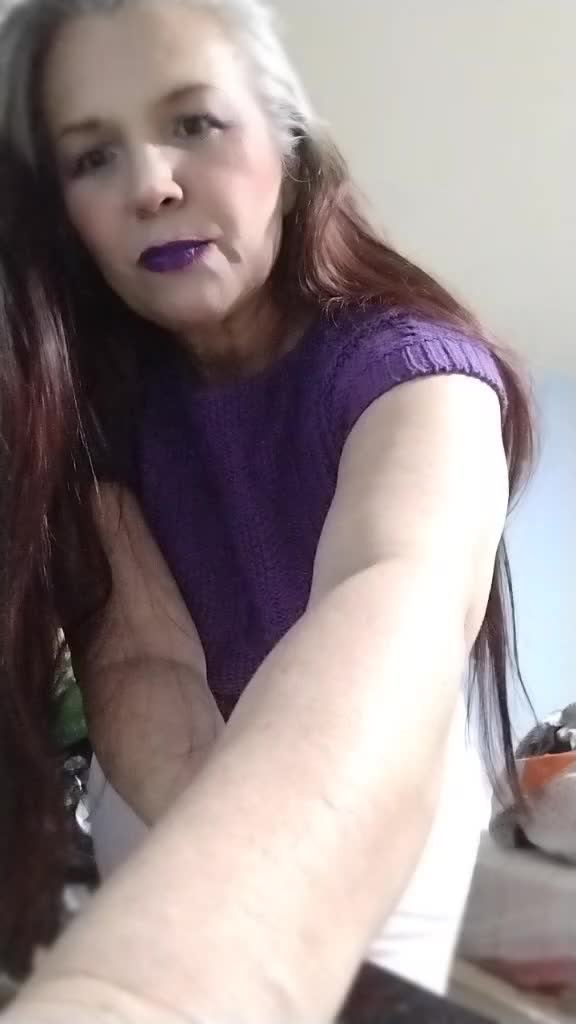 @Bella