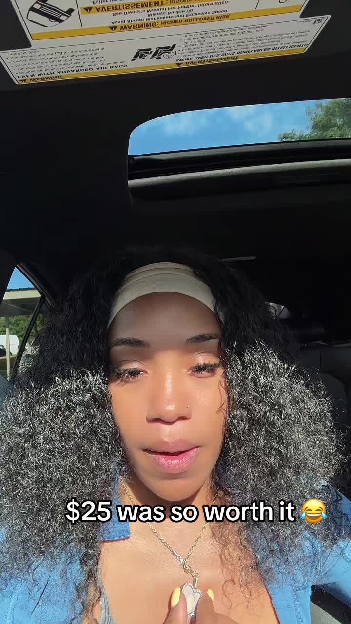 @Icedbyniya._