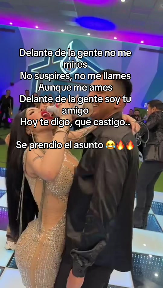 @Anaseli laris