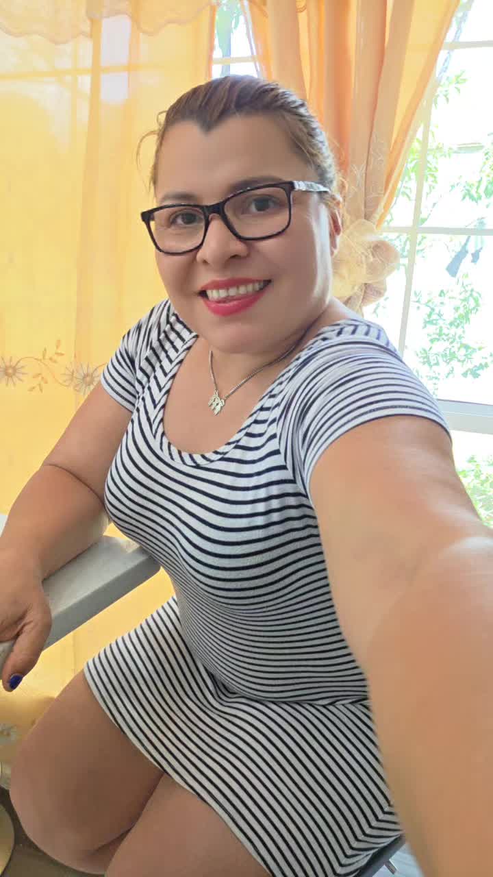 @Linda loncherita catracha