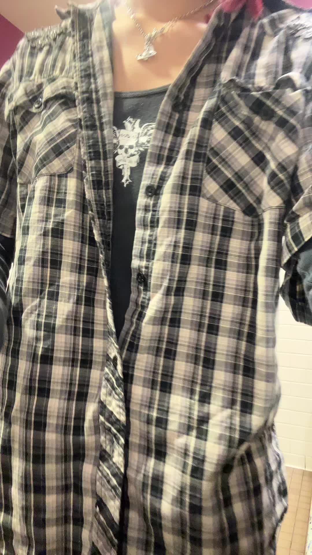 @𝑣𝑎𝑛𝑒𝑠𝑠𝑎 ★ .ᐟ