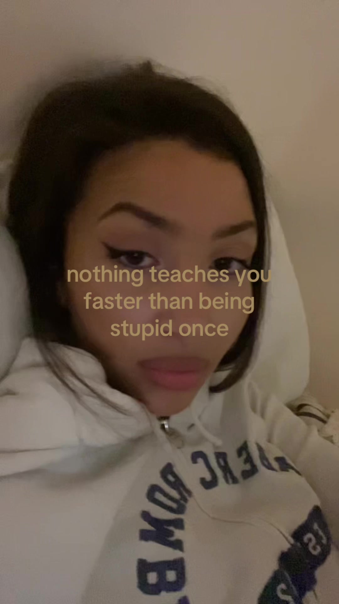 @𝐌