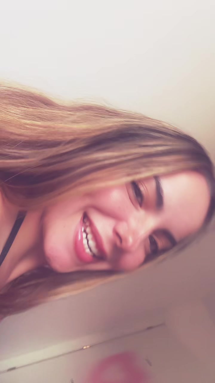 @laura_mooreno