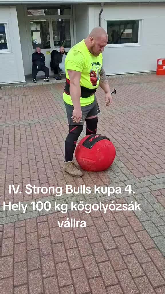 @kissjani_strongman