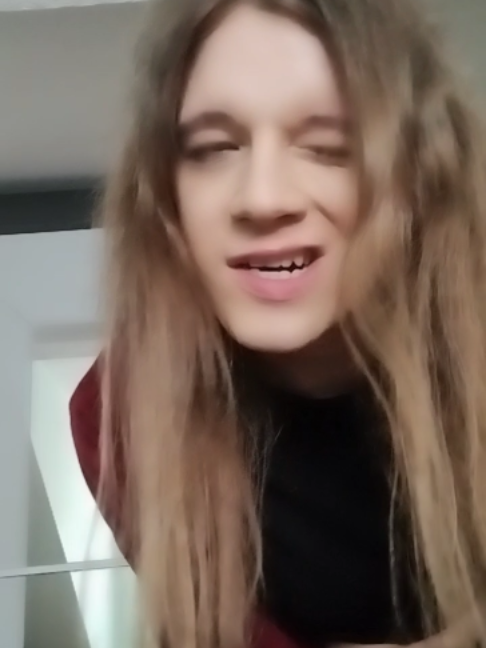 @Laurababyemily