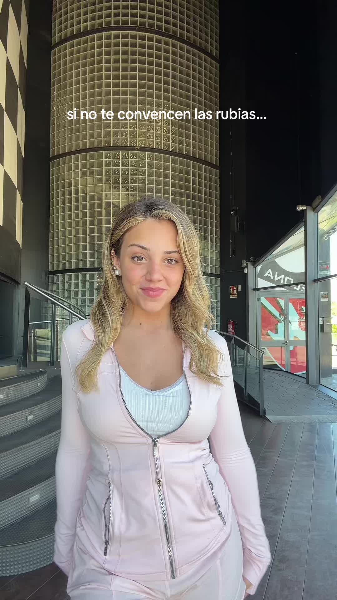 @anitarqp