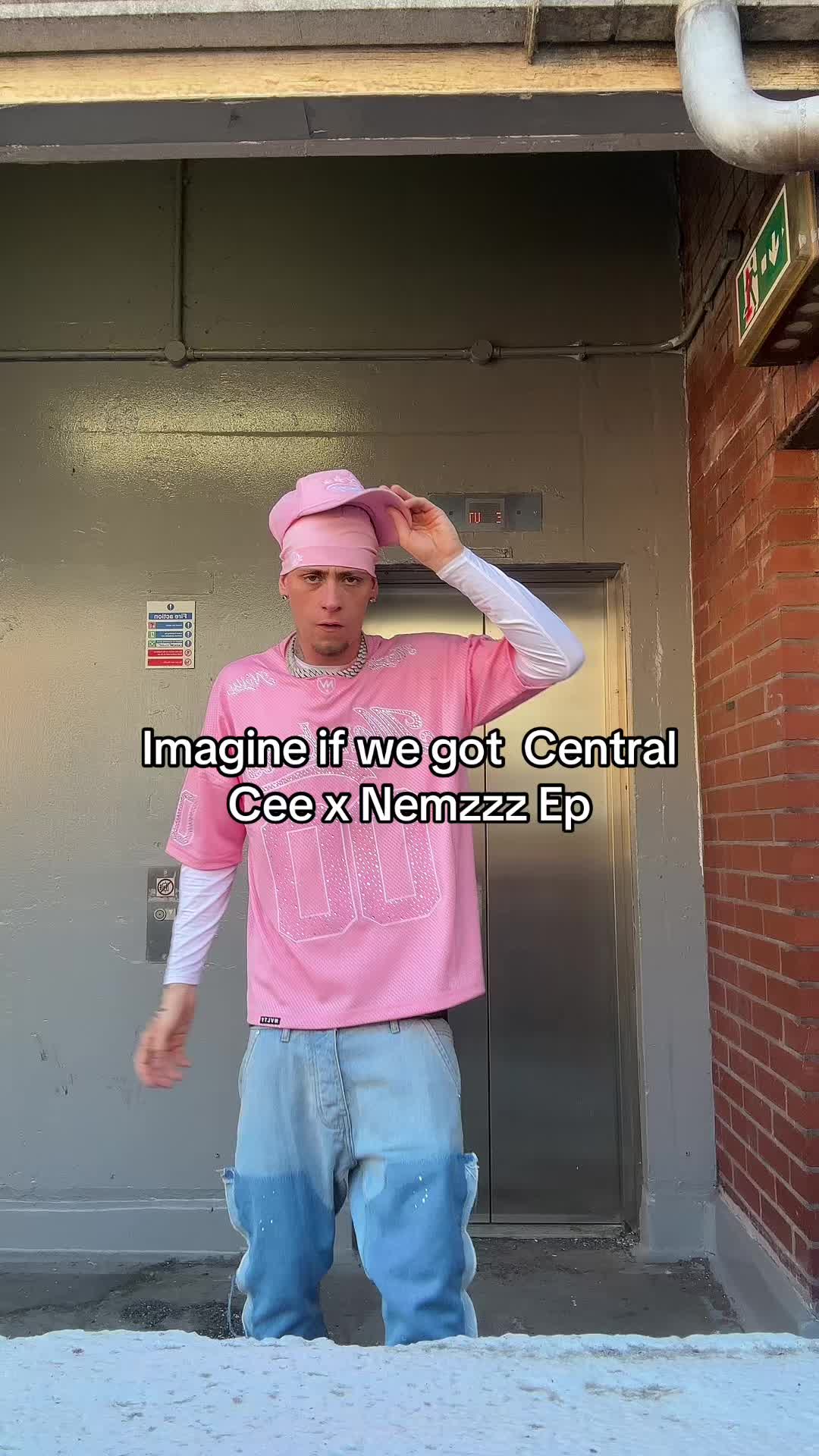 @Dee