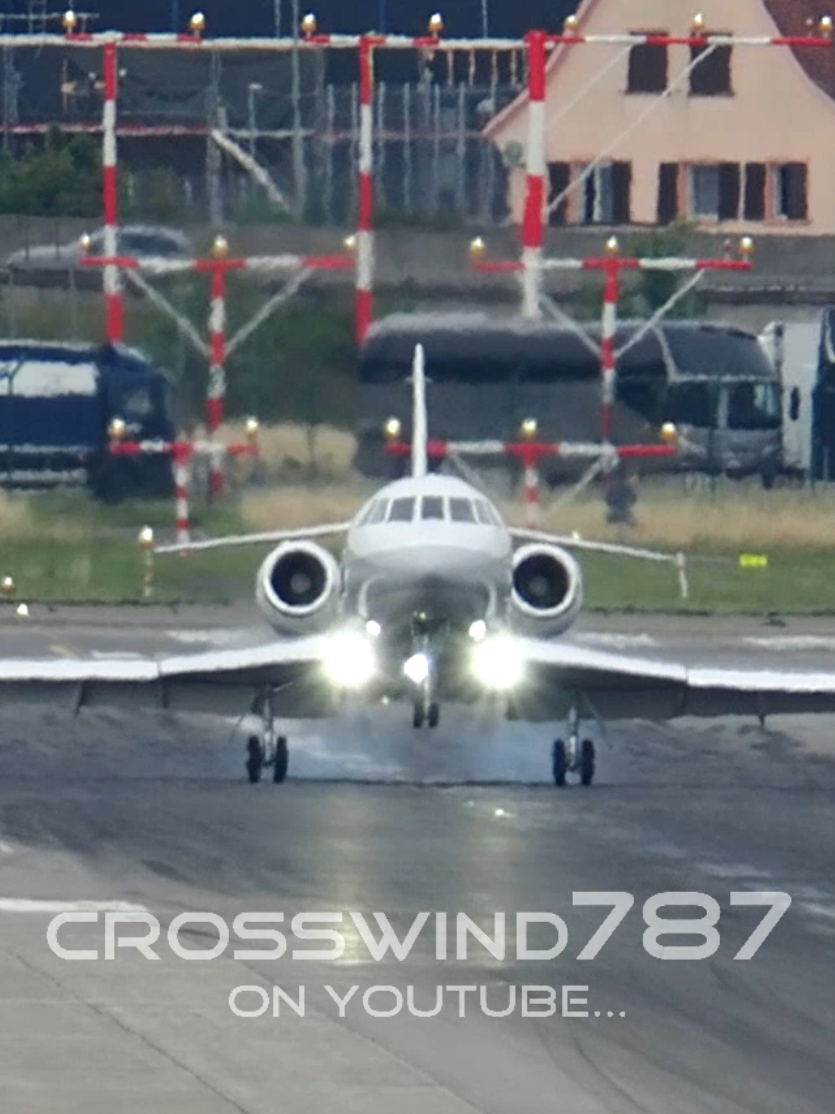 @RWY28