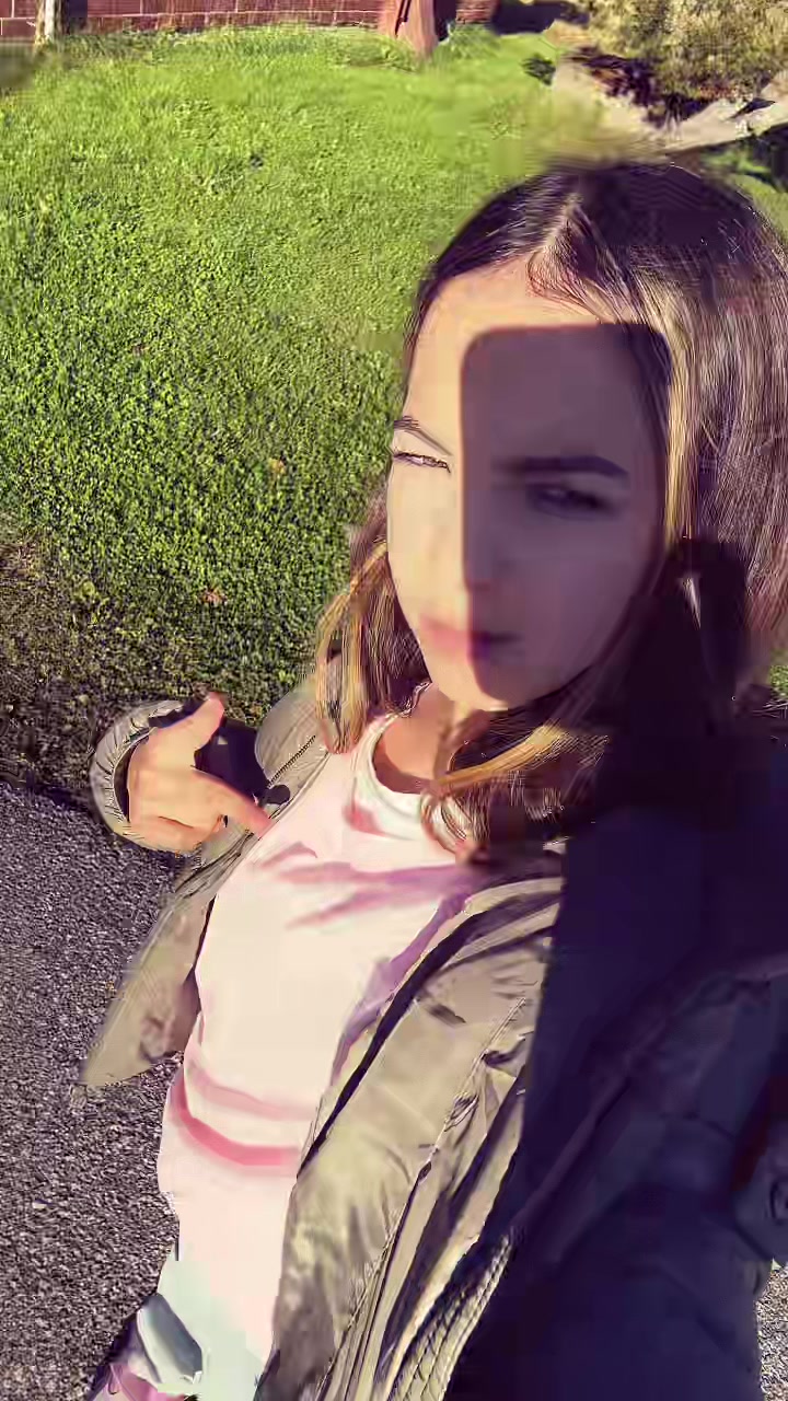 @inst:Mrs_Smith_Daria