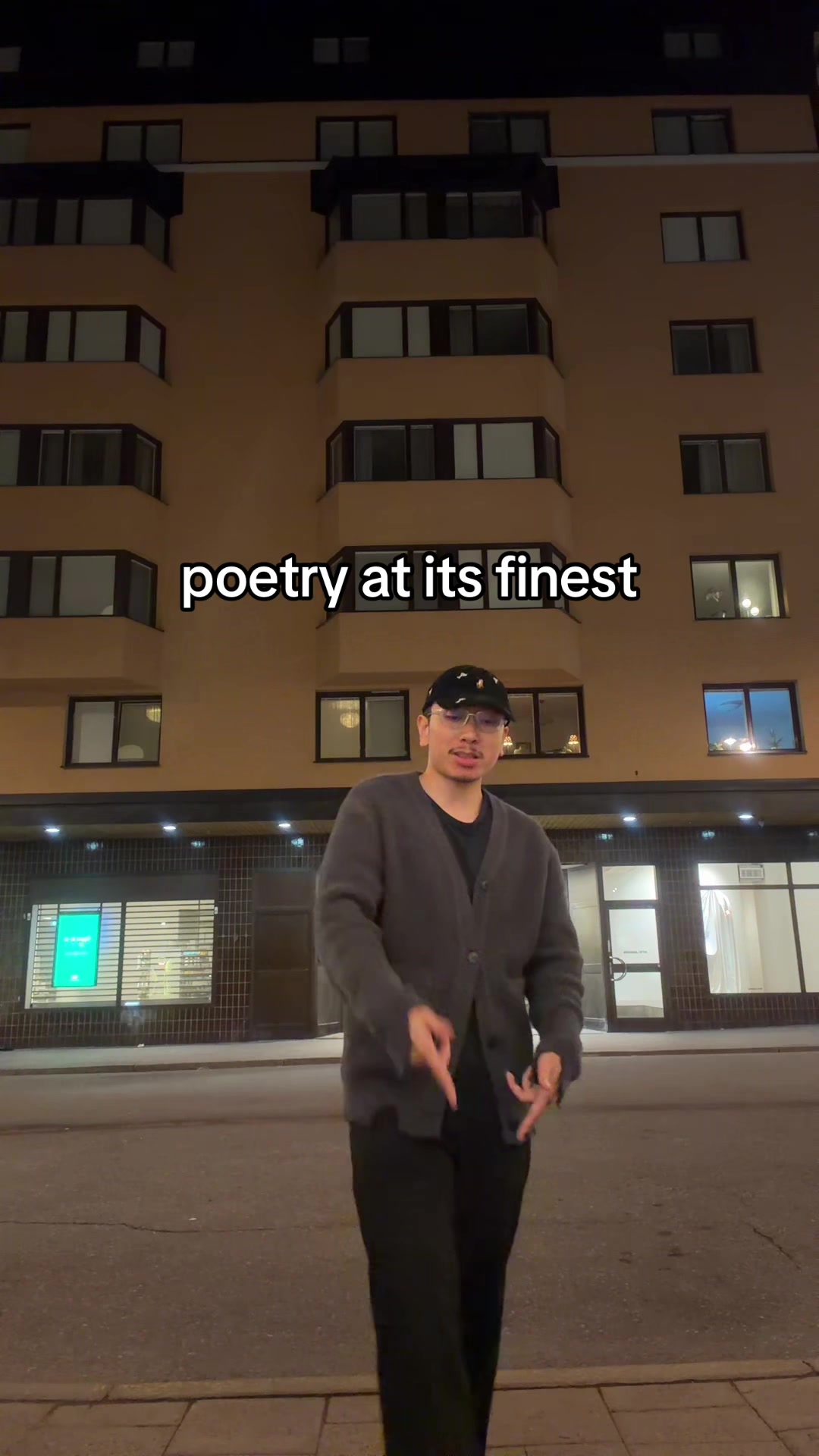 @roy hoang