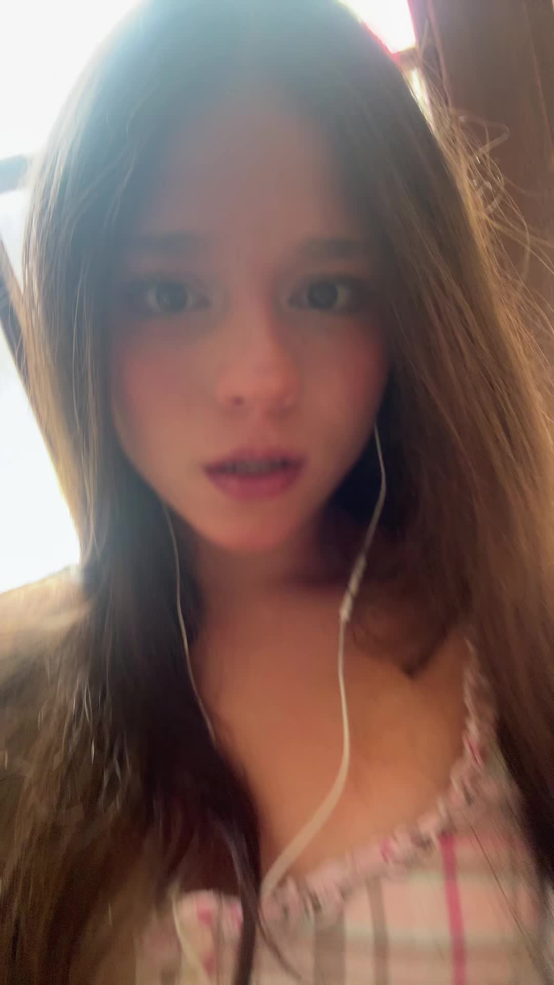 @🦄