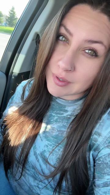 @Greeneyedmom23 (Erin)