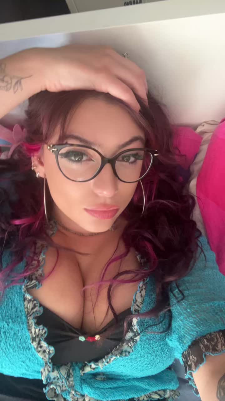 @bella