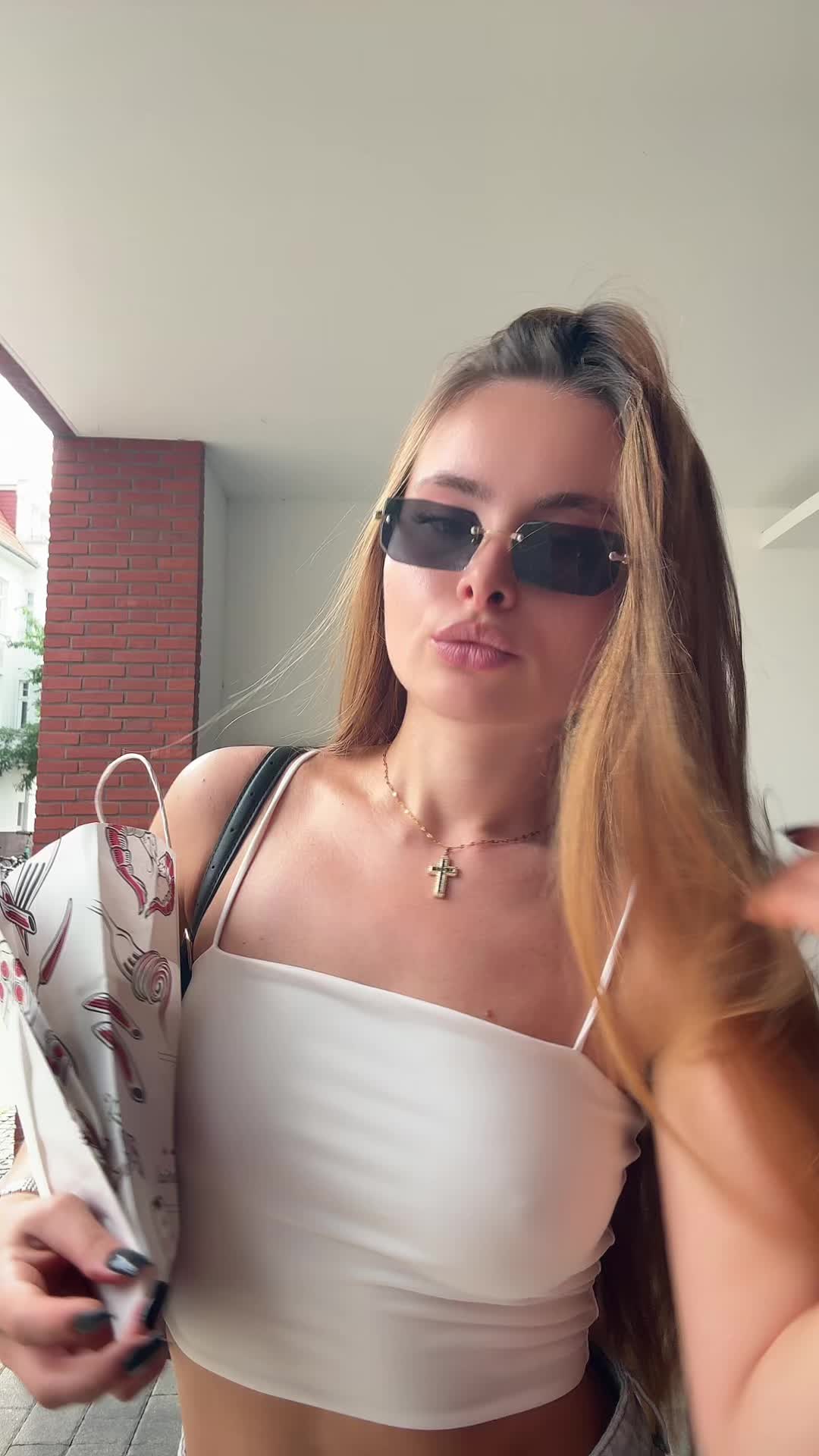 @nicht_deine_frau