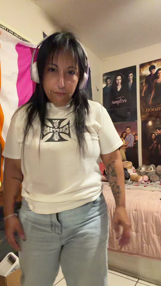 @draculapriestess