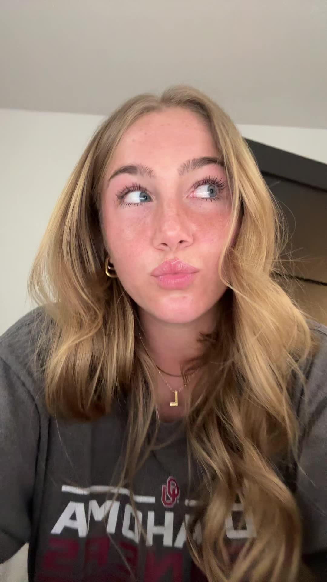 @livyloooo