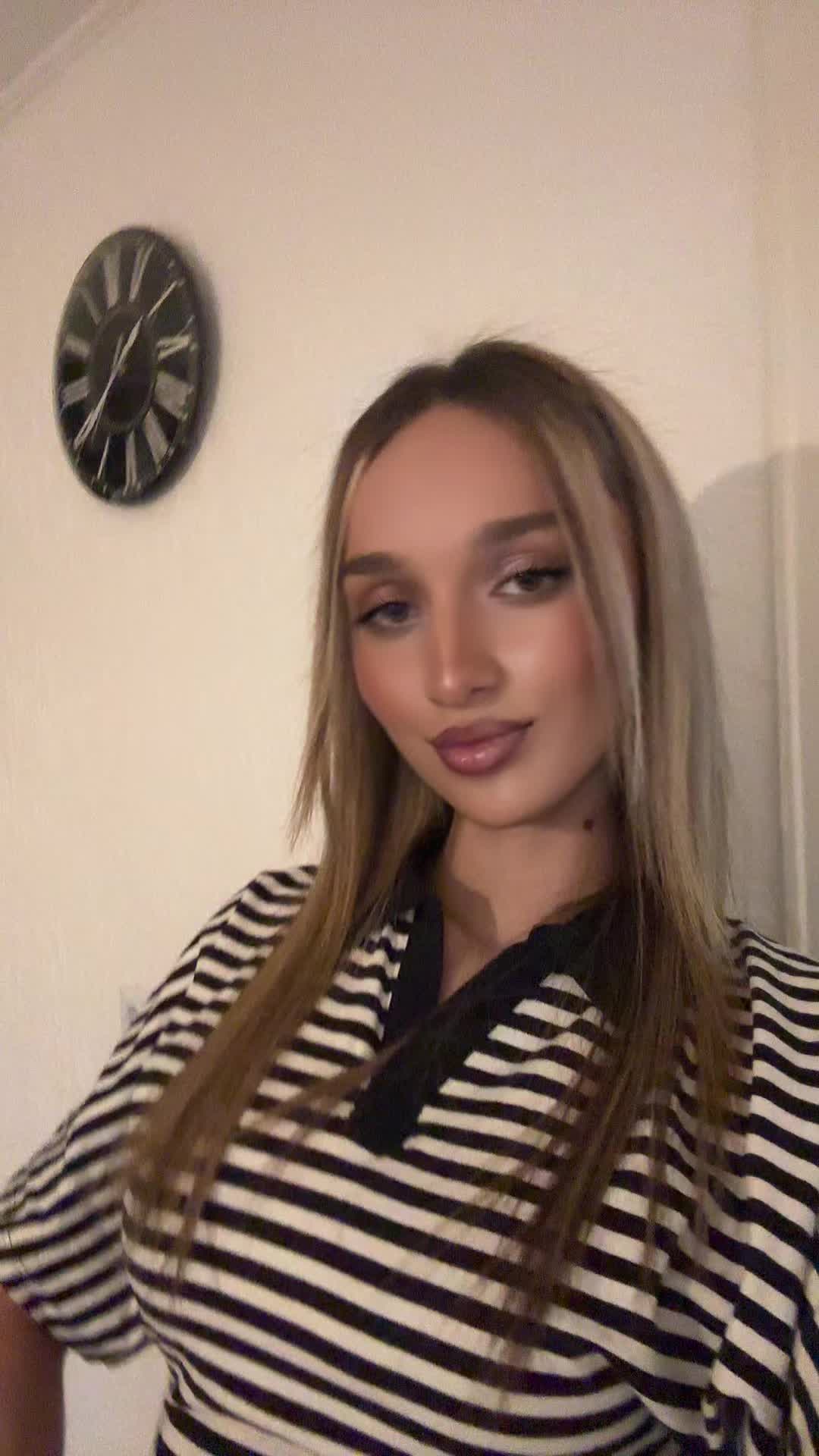 @𝑬𝒓𝒏𝒊𝒔𝒂