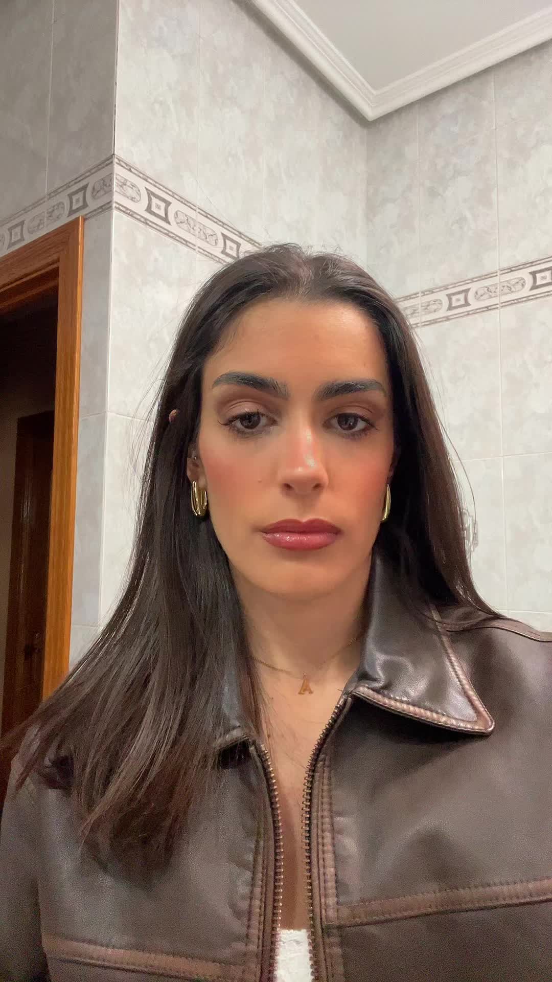 @Ana