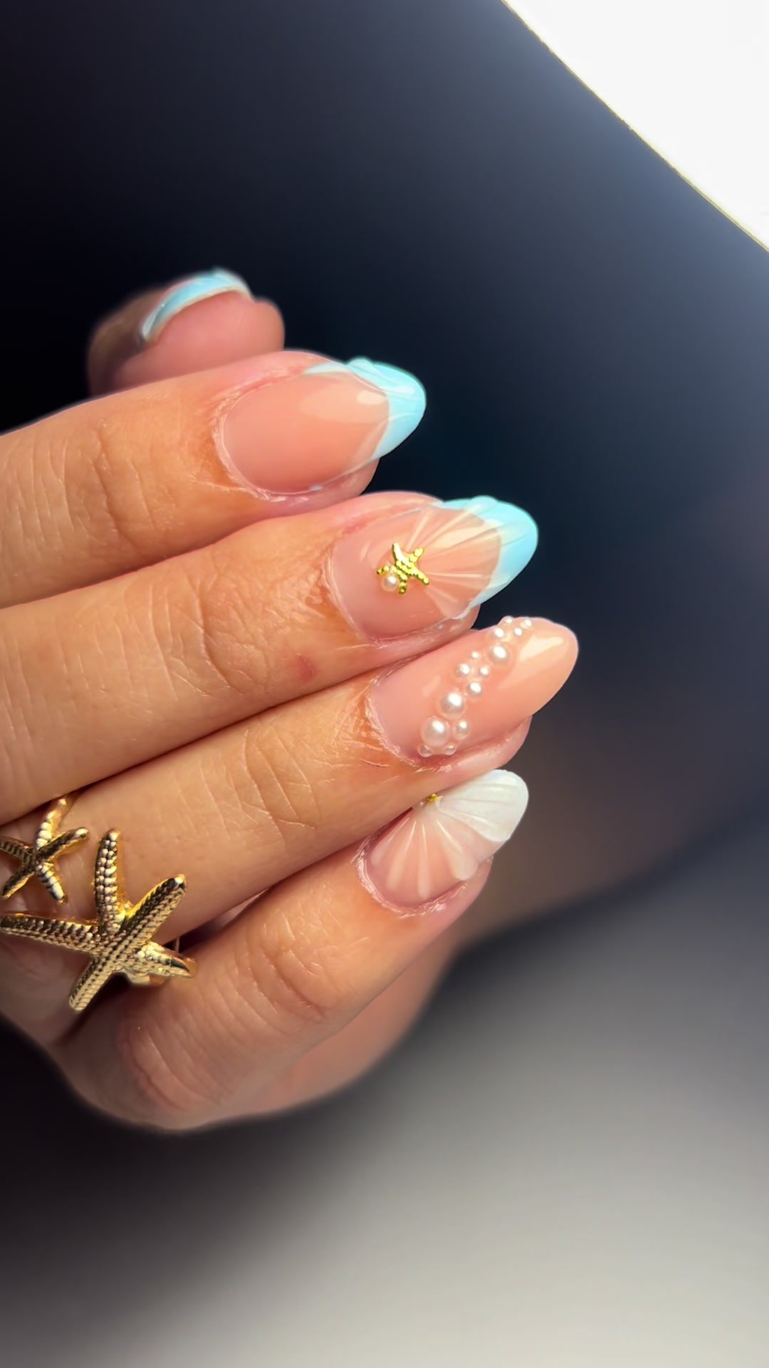 @Nails_Nicolesv