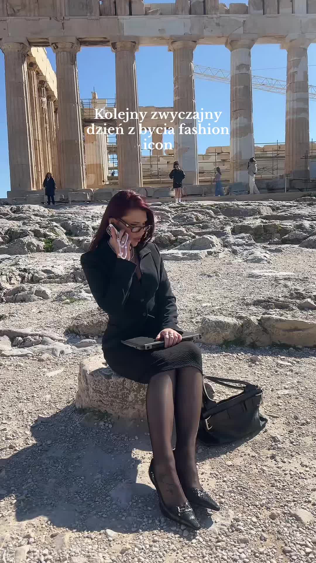 @Julia the Icon