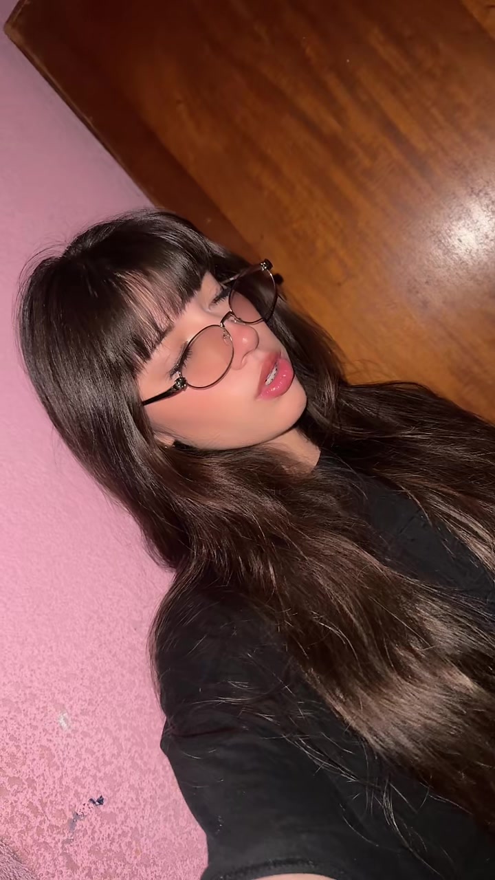 @VICKY ♡