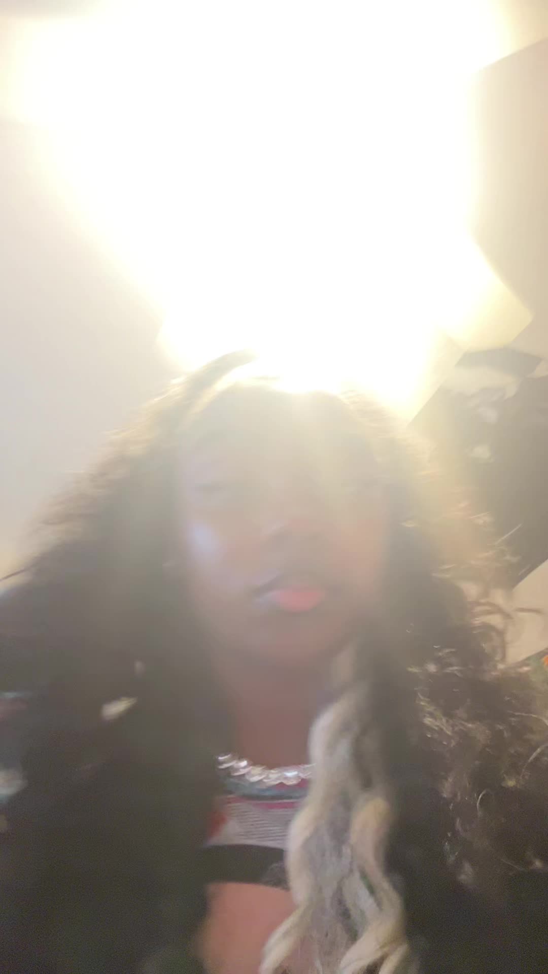 @QUEEN