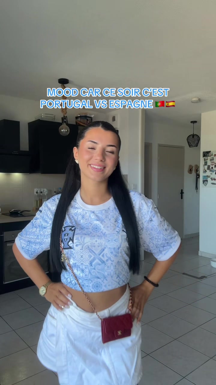 @Angelina 🌞🥥🌺🌴