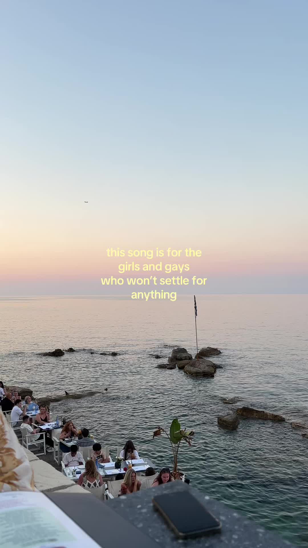 @george ⋆˙⟡