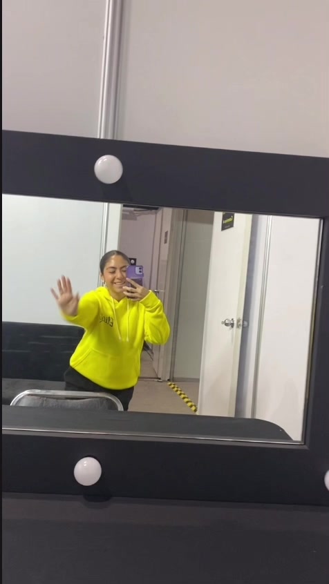 @aremyvazquez_