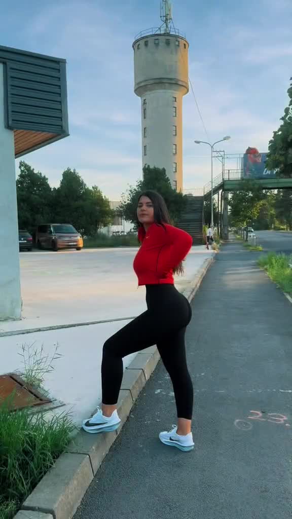 @Rebe5504