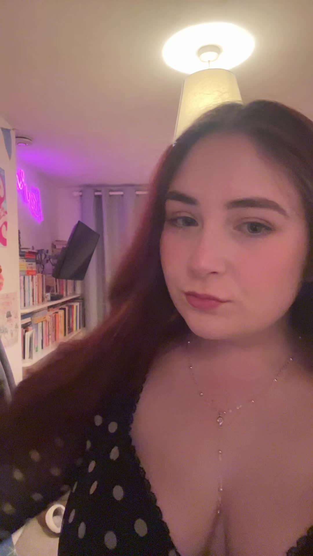 @em🦦